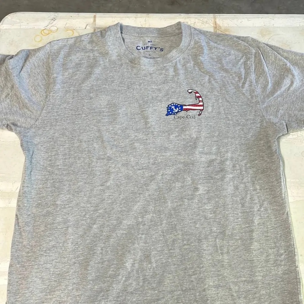 Cuffy’s of Cape Cod Men’s Grey Cotton T Shirt Size 2X Red White Blue State of MA